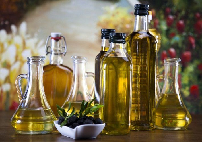 Working Of Essential Oils And How To Apply Them